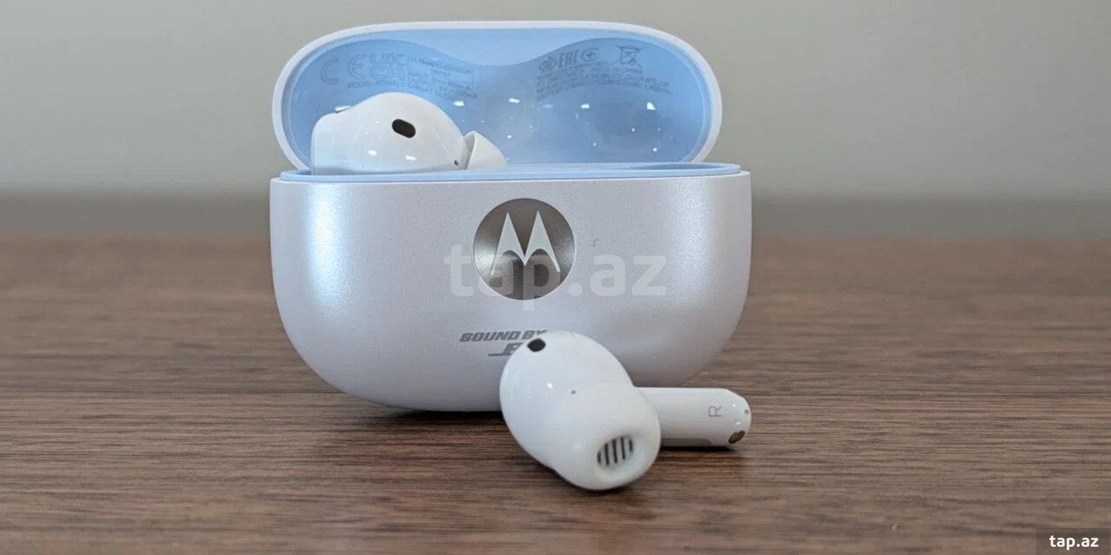 Simsiz qulaqlıq Motorola Moto Buds 2 Plus by Bose bright — 1