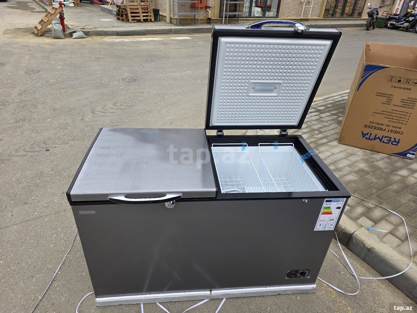 Dərin dondurucu Remta 400L — 1