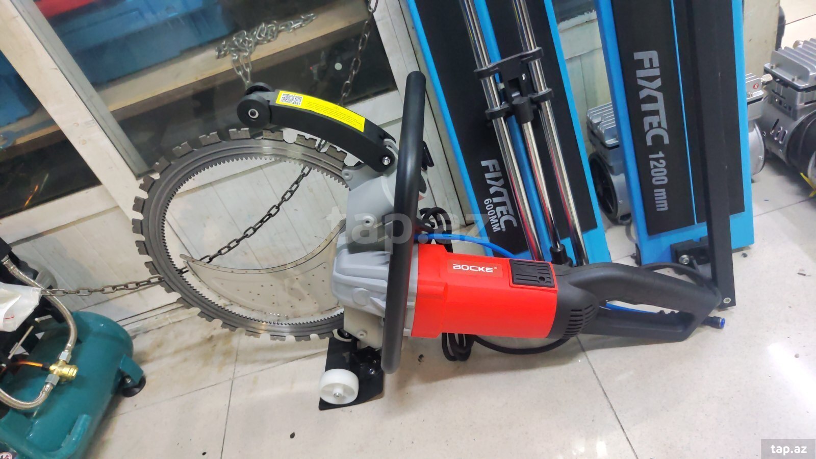 Beton kəsən mişar