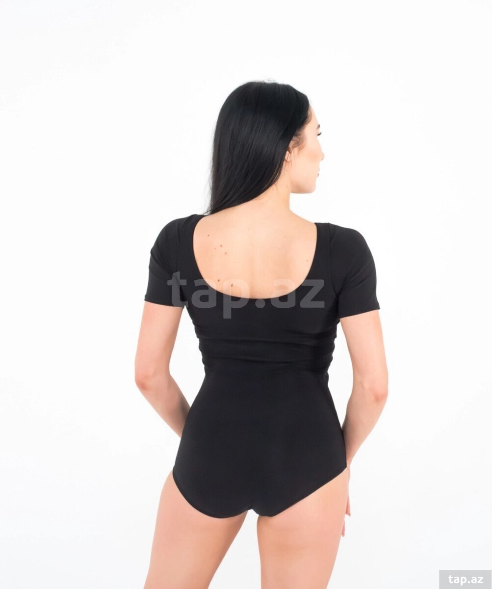 Bədii gimnastika geyimi — 1